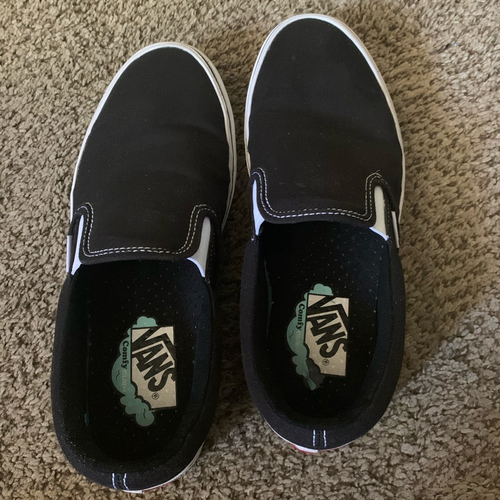 Vans slip one comfy Cush size 8.5 men’s black